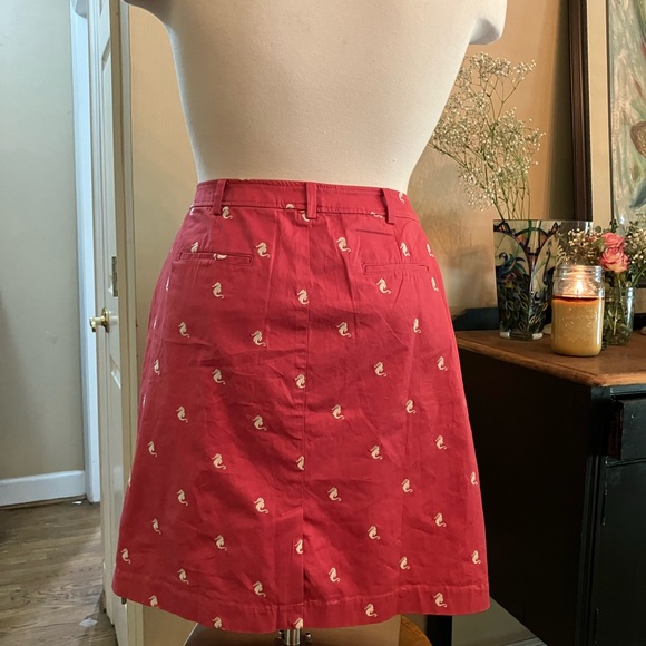 Talbots coral pink seahorse skirt
Size 18
Perfect condition - Picture 3 of 5